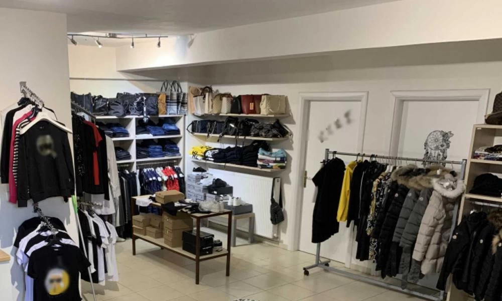 Θεσσαλονίκη: Βρέθηκε αποθήκη με 1.800 προϊόντα «μαϊμού»